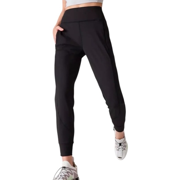 Athleta Rainer Jogger Black size Small Petite Sporty Outdoor Athleisure - Picture 1 of 4